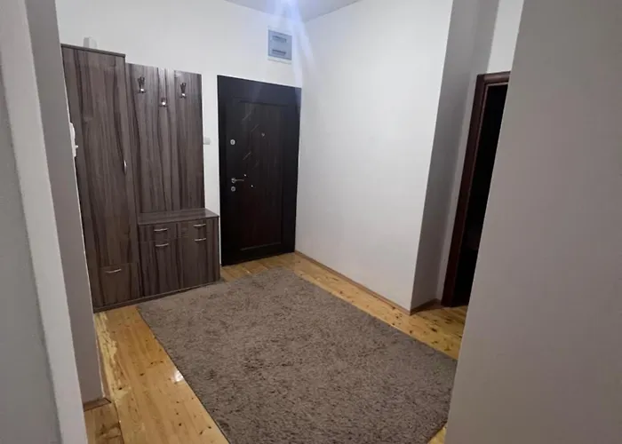 Central Luxe Apartment